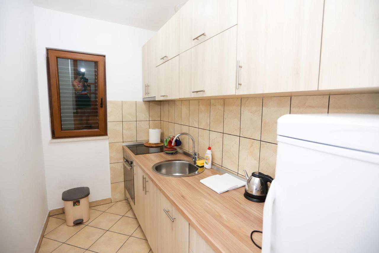 Apartments Cebra Херцег-Нови Экстерьер фото